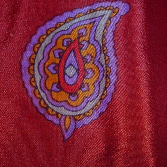 ANNE KLEIN NAVY BURGANDY SILK PAISLEY SCARF 24" - Picture 4 of 7